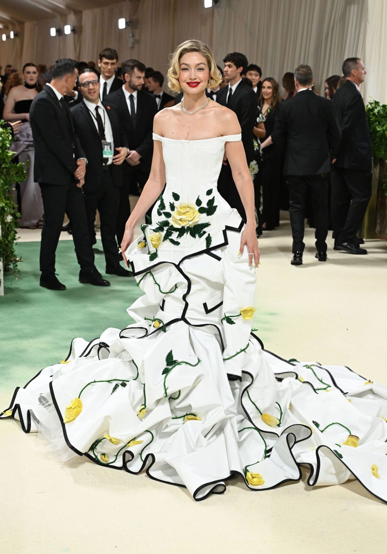 Gigi Hadid in Floral Gown at Met Gala 2024 in New York City06